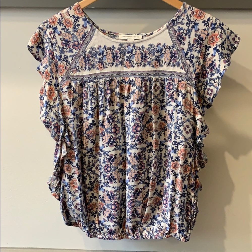 AEO Cap sleeve blue/pink floral ruffle top size Md